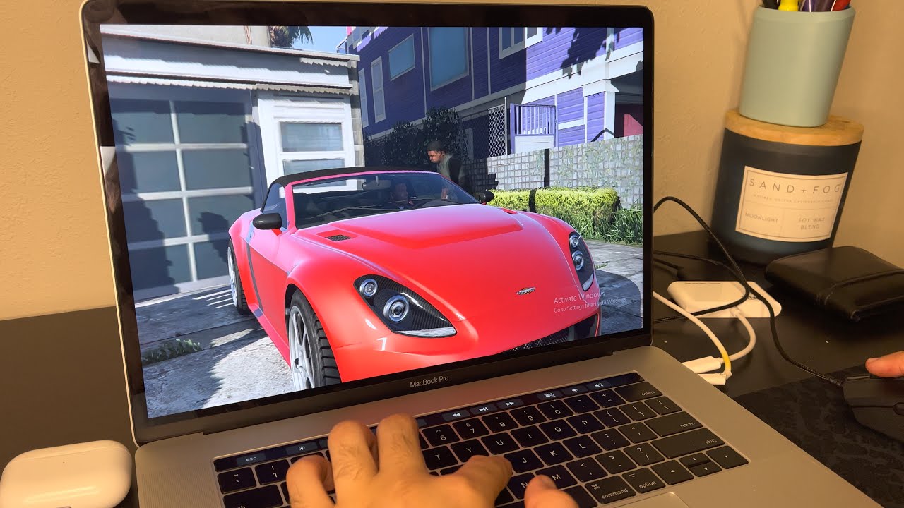 (GTA V) MacBook Pro 15” Running GTA V through BOOTCAMP!!! Great Graphics/Super Smooth!