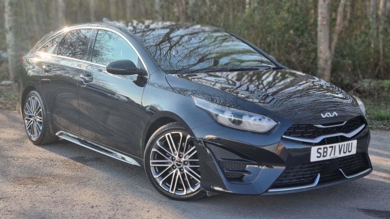STYLISH 2022(71) PHANTOM BLACK KIA PRO CEED GT-LINE S 1.5T GDi ISG