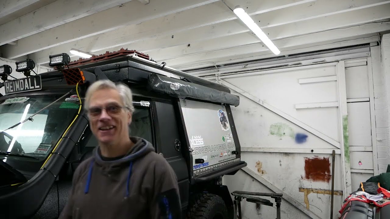 Fitting a Solar panel to a Landrover Discovery Overland Vehicle (Heimdall)