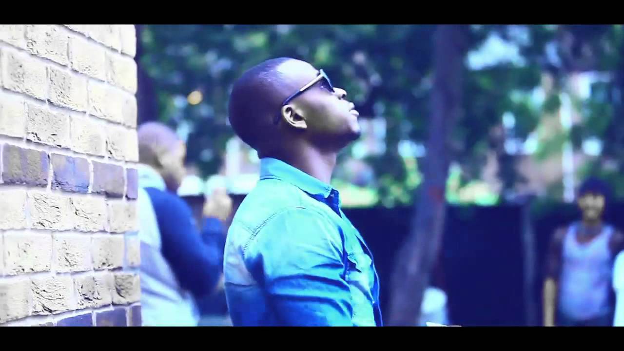 Fekky - She Loves Me (Official Video)