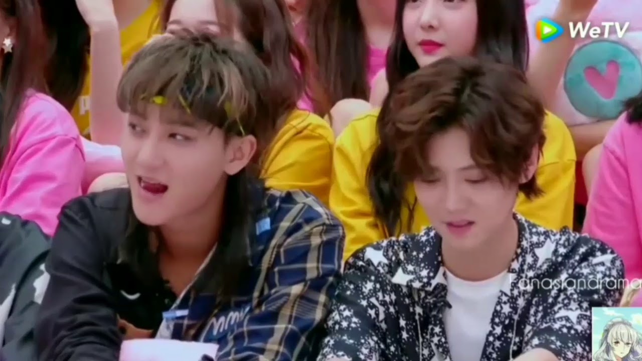 Huang Zitao( 黄子韬 ) x(  Luhan 鲁格 )* afraid of bugs 