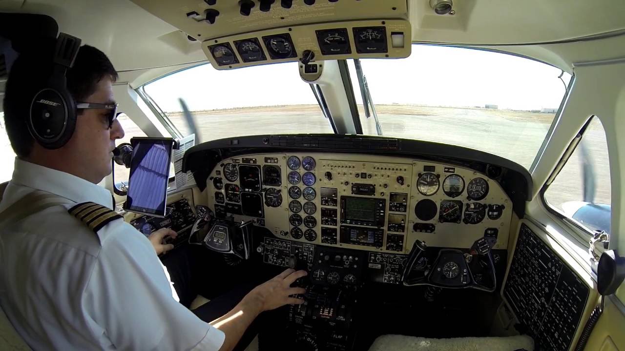 FONIA E CHECKLIST DECOLAGEM E POUSO KING AIR C90GT