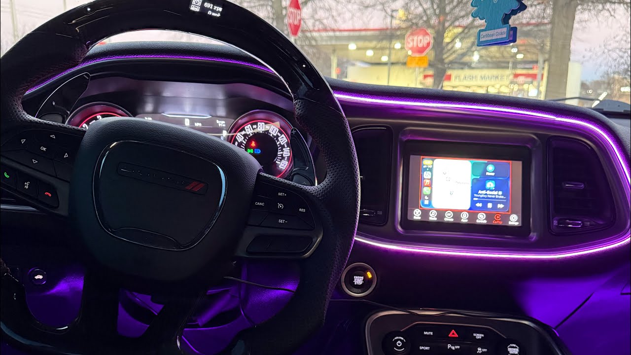 CITY POV DRIVE IN ROWDY 5.7 HEMI