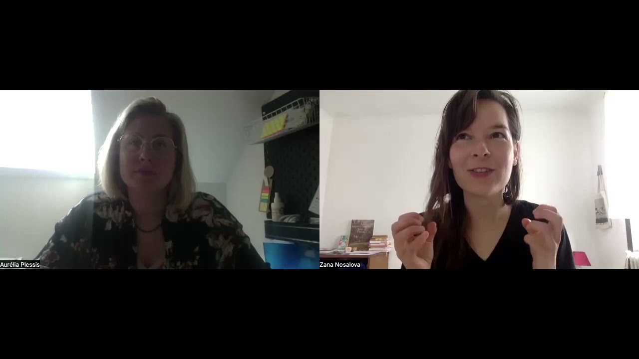 Rencontre Authentique avec Aur&eacute;lia : le yoga a&eacute;rien