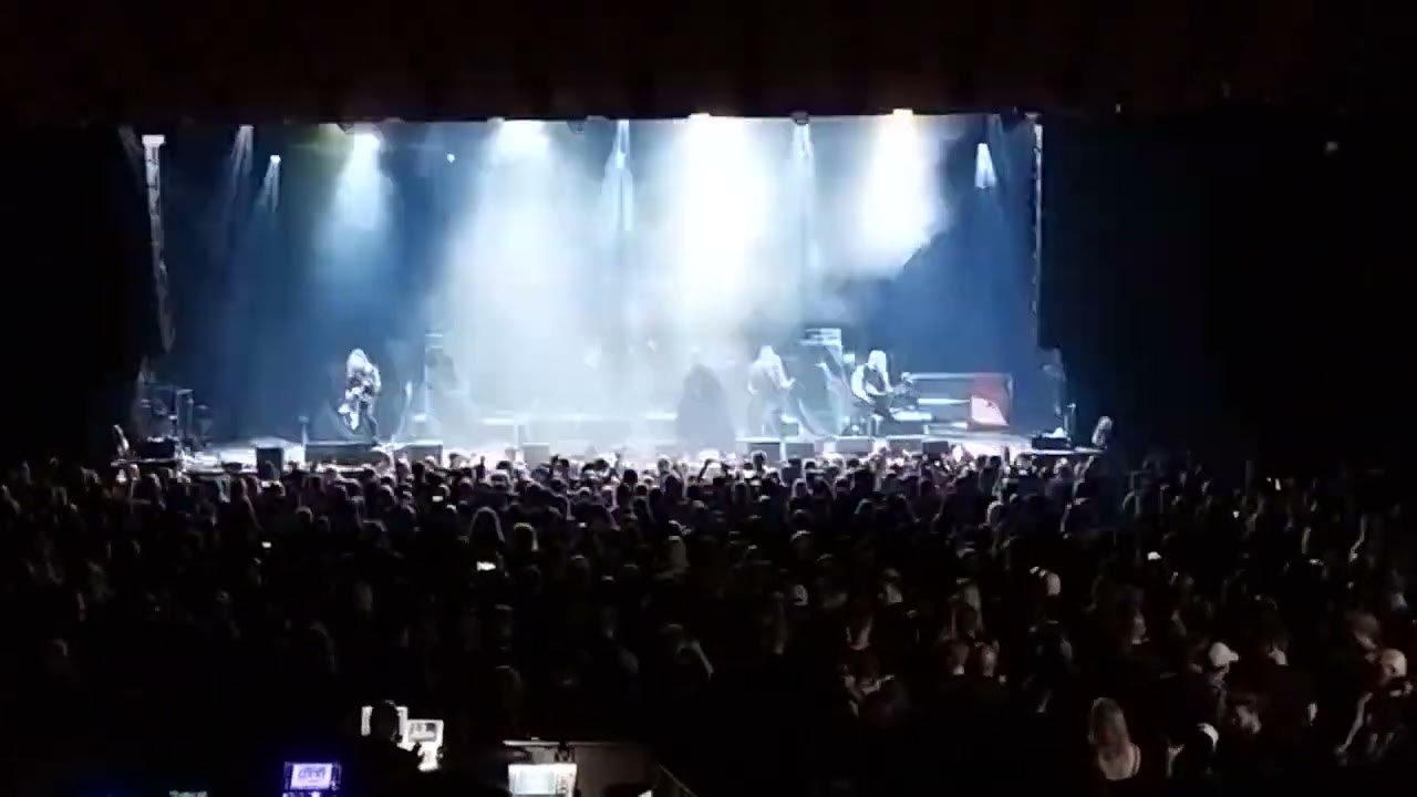 Taake - Nattestid Ser Porten Vid , part II ( Live in Bergen , Beyond the Gates 2023 )