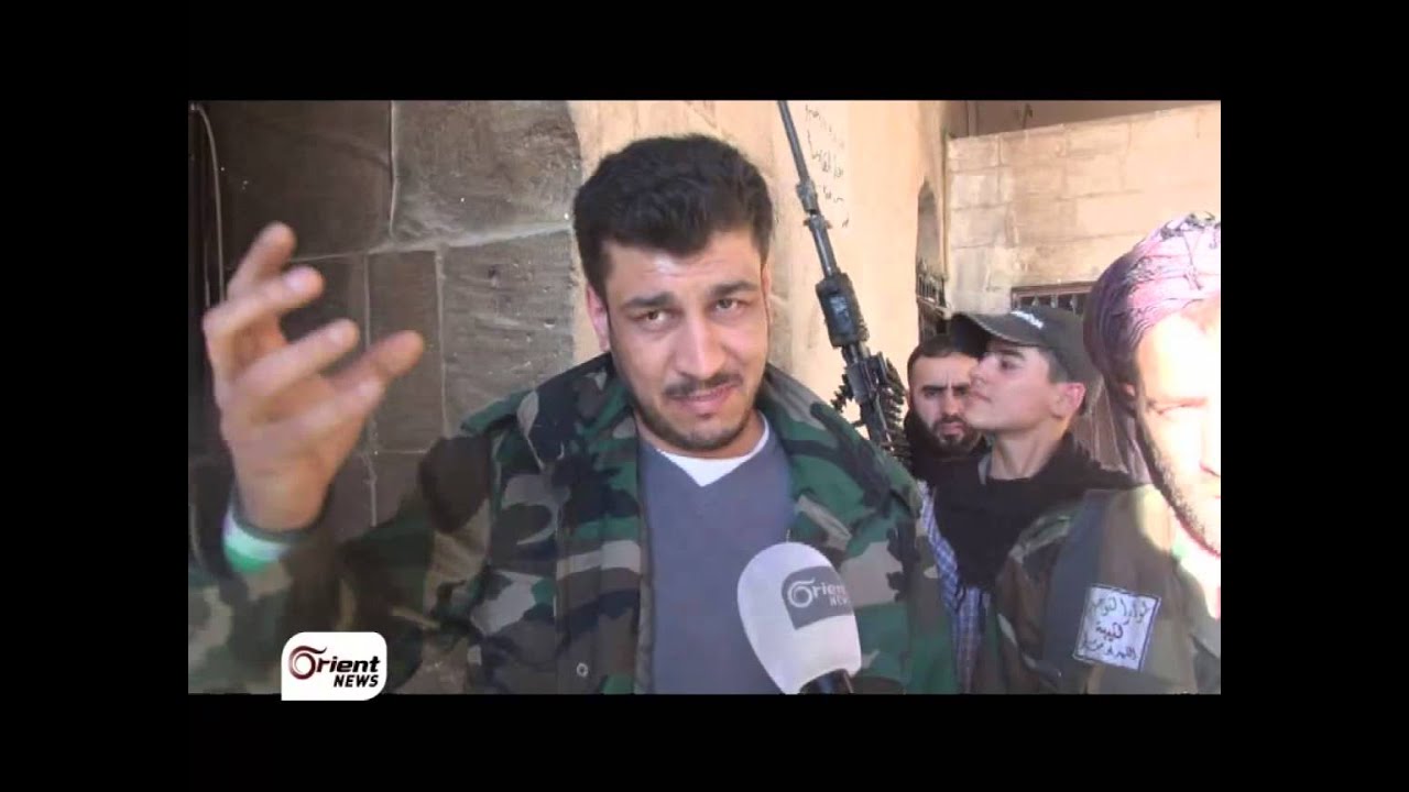 النظام يدمر مئذنة الجامع الأموي بحلب والثوار يتعهدون باعادة بناءها