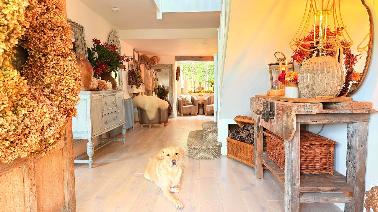 Fall ENTRYWAY Decorating Ideas 🍂 Front Porch & Hallway
