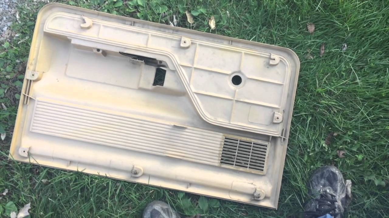 '73-'79 Ford Truck Door Panel Removal