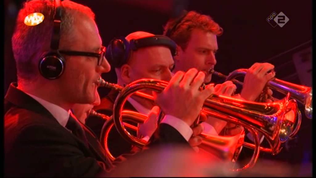 Tavares @ Max Proms 2015 Whodunit/Don't take away the music/More than a woman/Heaven