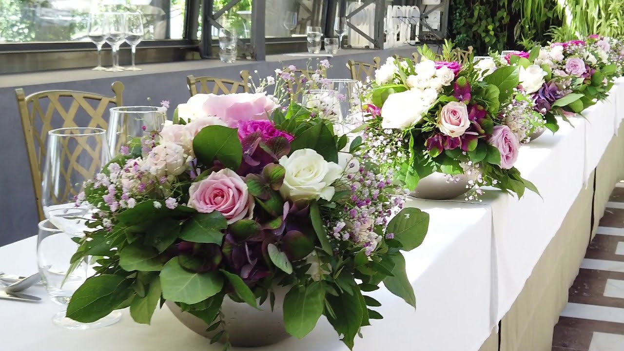 Villa Richter - wedding design of reception & Květinov&aacute; v&yacute;zdoba svatebn&iacute;ho stolu