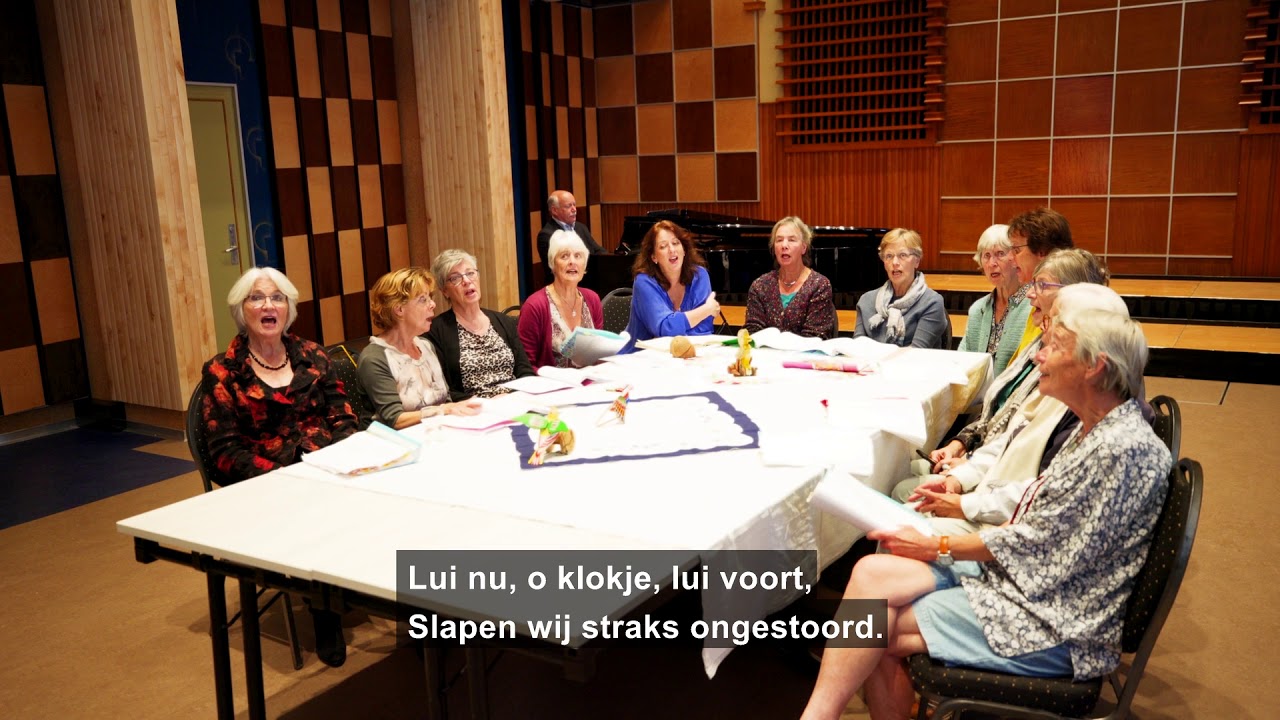 Het Koor Van Vergeten Liedjes 16 'Zonnetje gaat van ons scheiden.....
