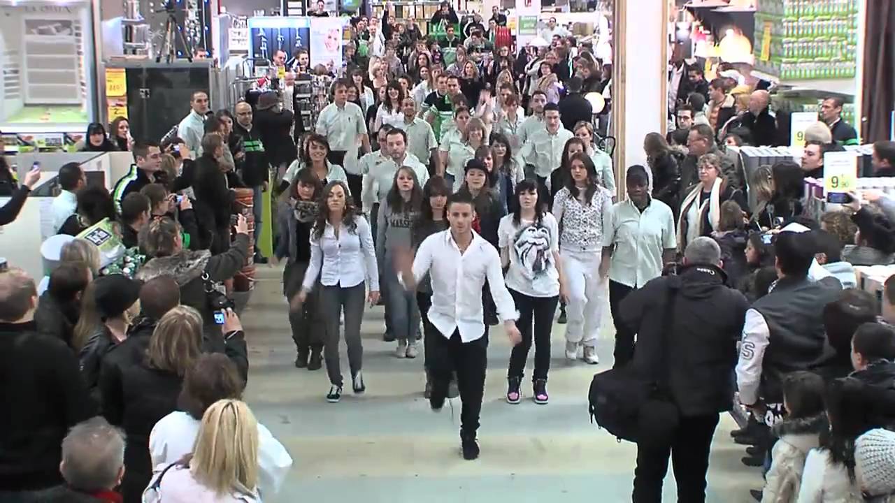 Flashmob Leroy Merlin / Reims ( By Ismael Footzbeul )