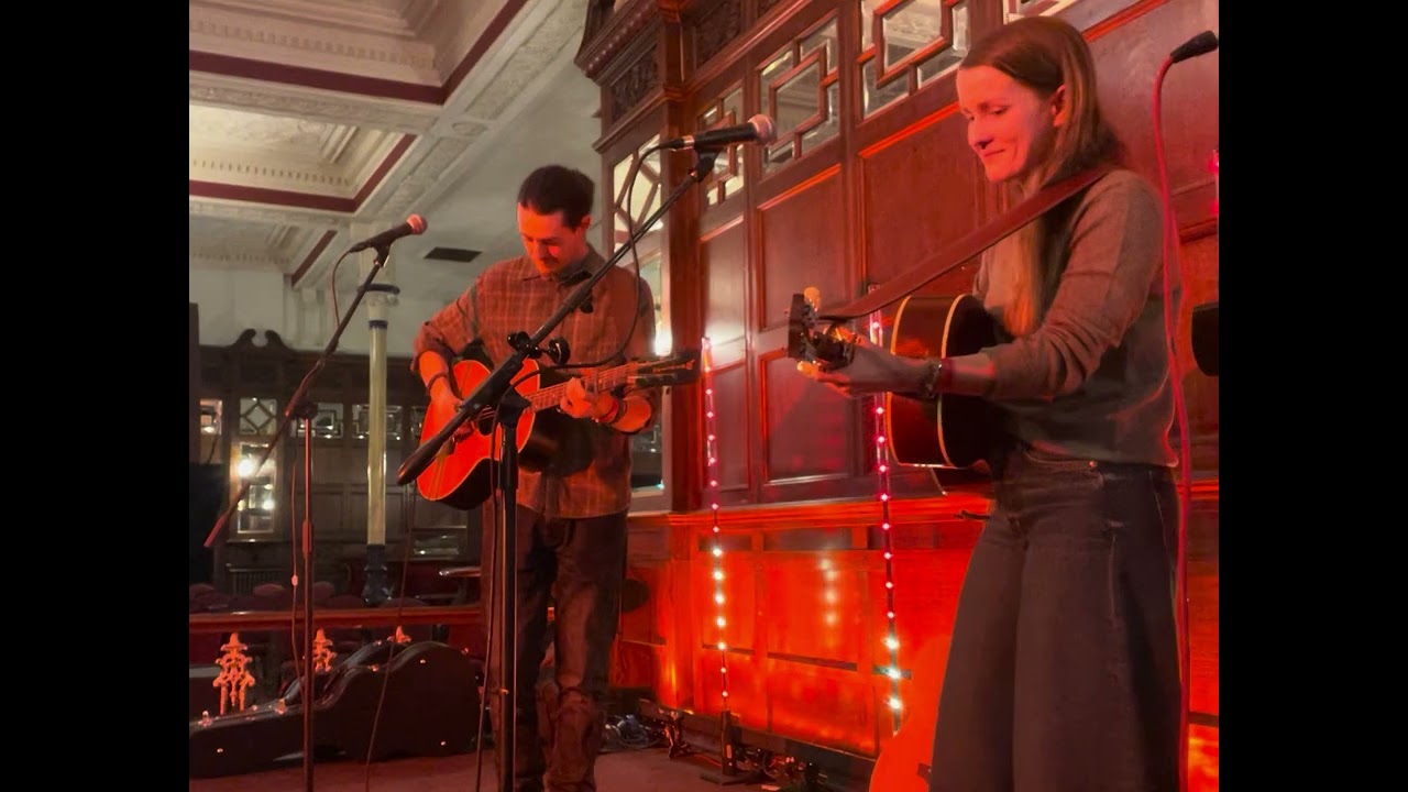 Kelvin Davies & Chloe Turner - I’ll Fly Away (Live @ UK West Coast Folk Festival)