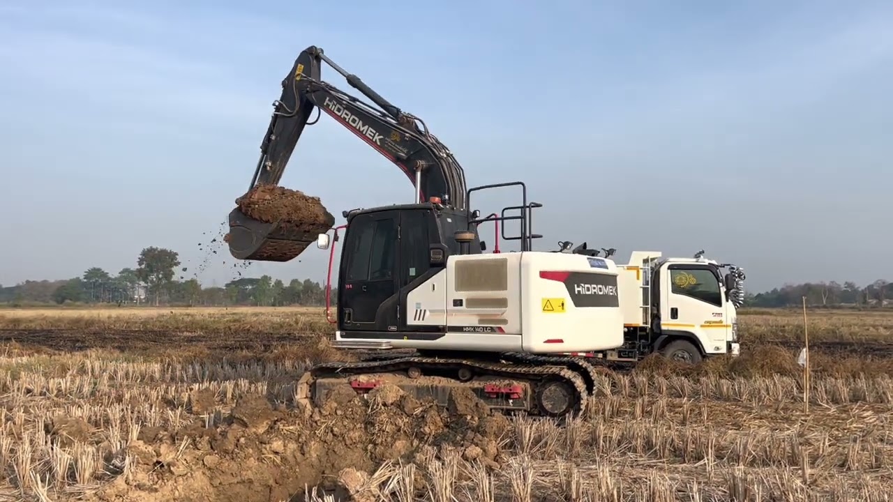 HIDROMEK HMK140LC งานขุดสระพร้อมถมที่เพื่อก่อสร้างที่อยู่อาศัย excavator and trucks EP.1