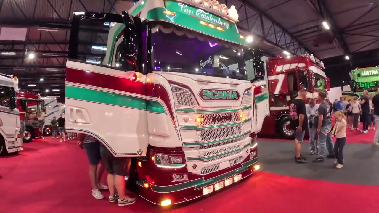 Some lorries at Truckshow ciney on the red carpet. #truckshowciney #showtrucks 