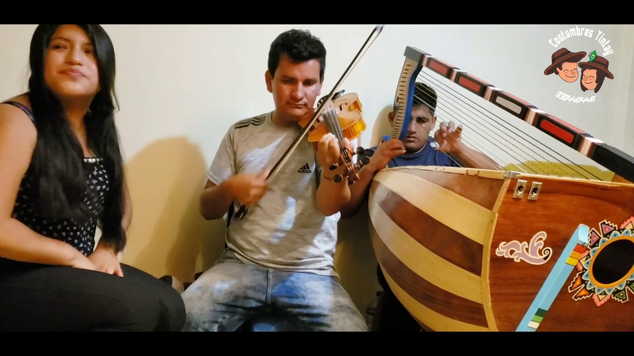 Música Arpa y violín  con Nelly Enciso.
