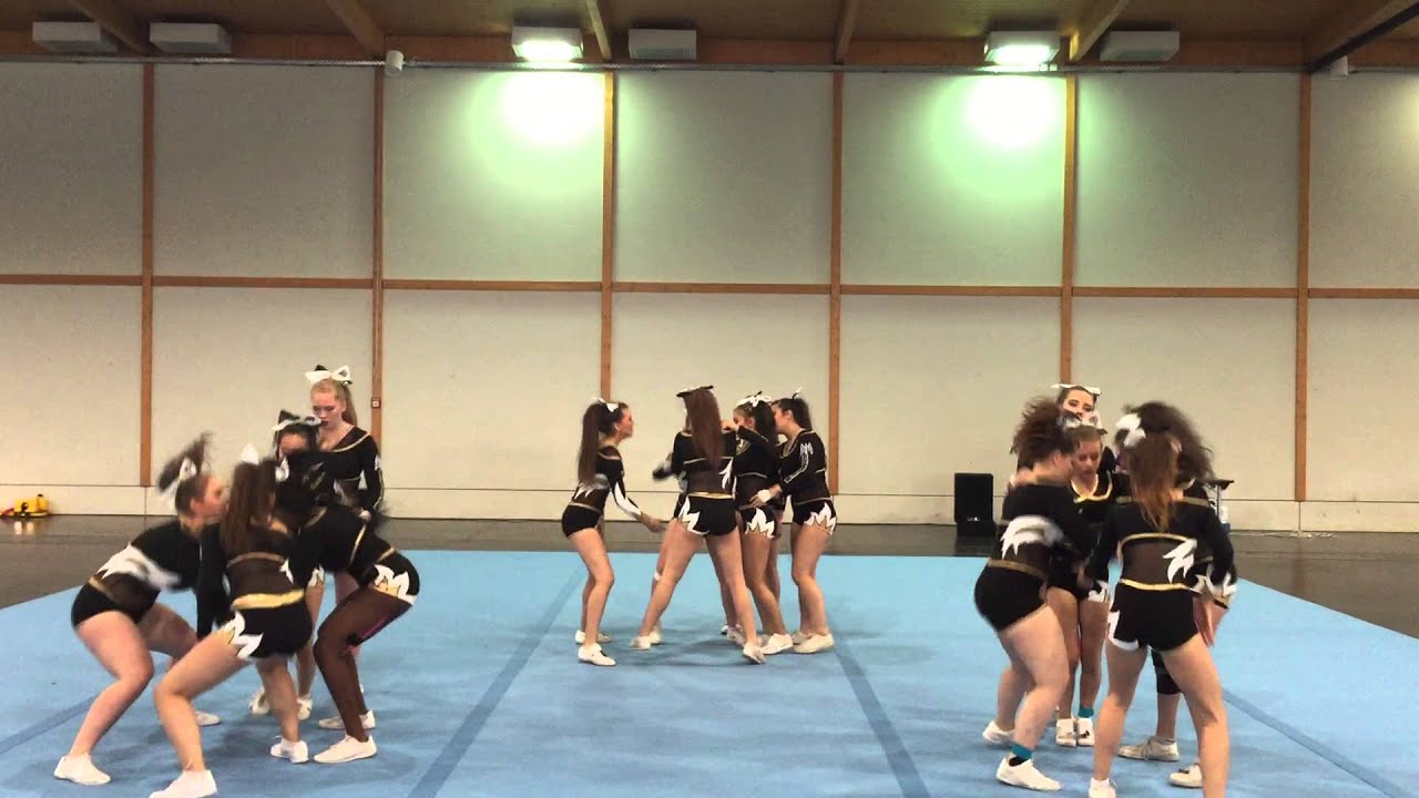 Monstercheer Juniors ECM 2015 Warm up Routine