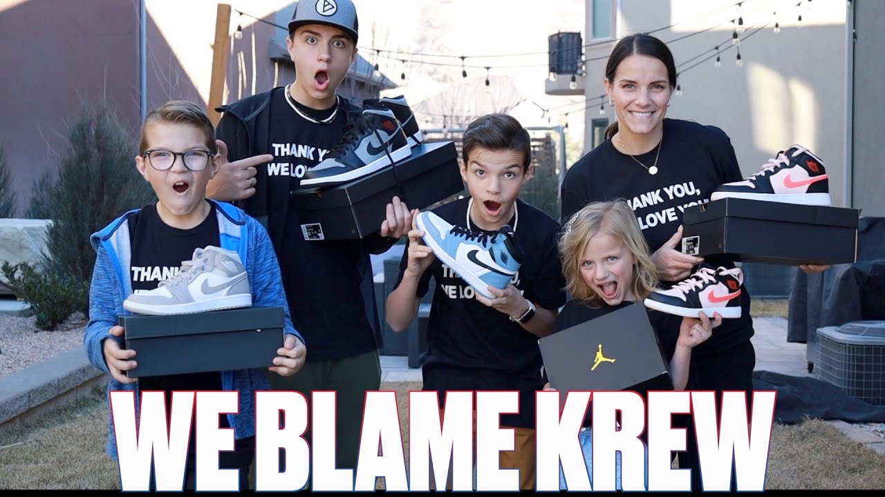 FIRST PAIR OF JORDAN 1 SHOES FOR EVERYONE! MATCHING JORDANS | FULL FAMILY NIKE AIR JORDAN COLLECTION