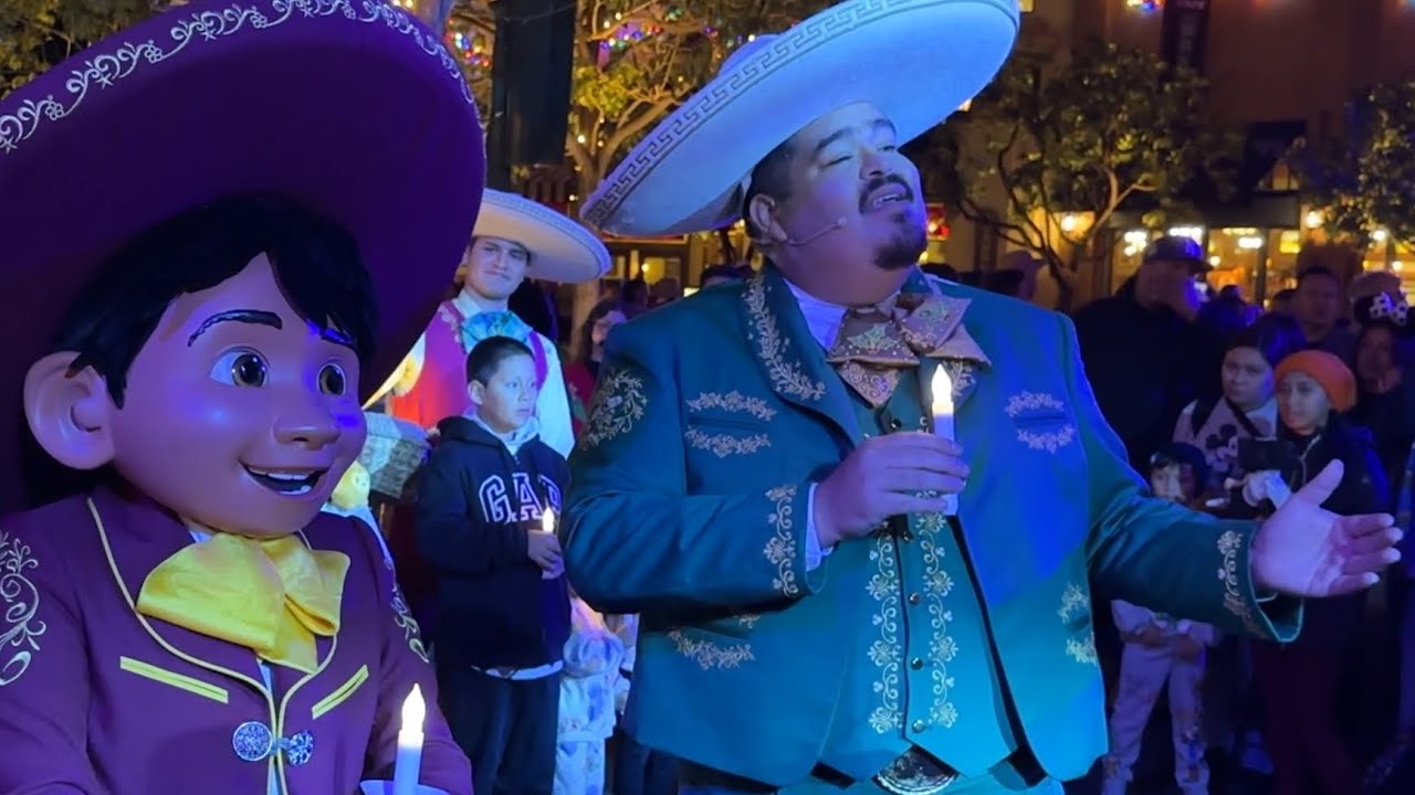A Musical Christmas with Mariachi Alegría de Disneyland Resort 2024