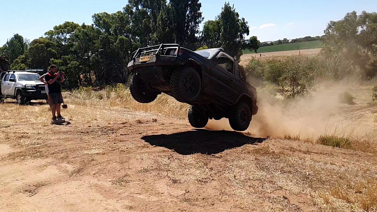 INSANE flying pajero 4x4!