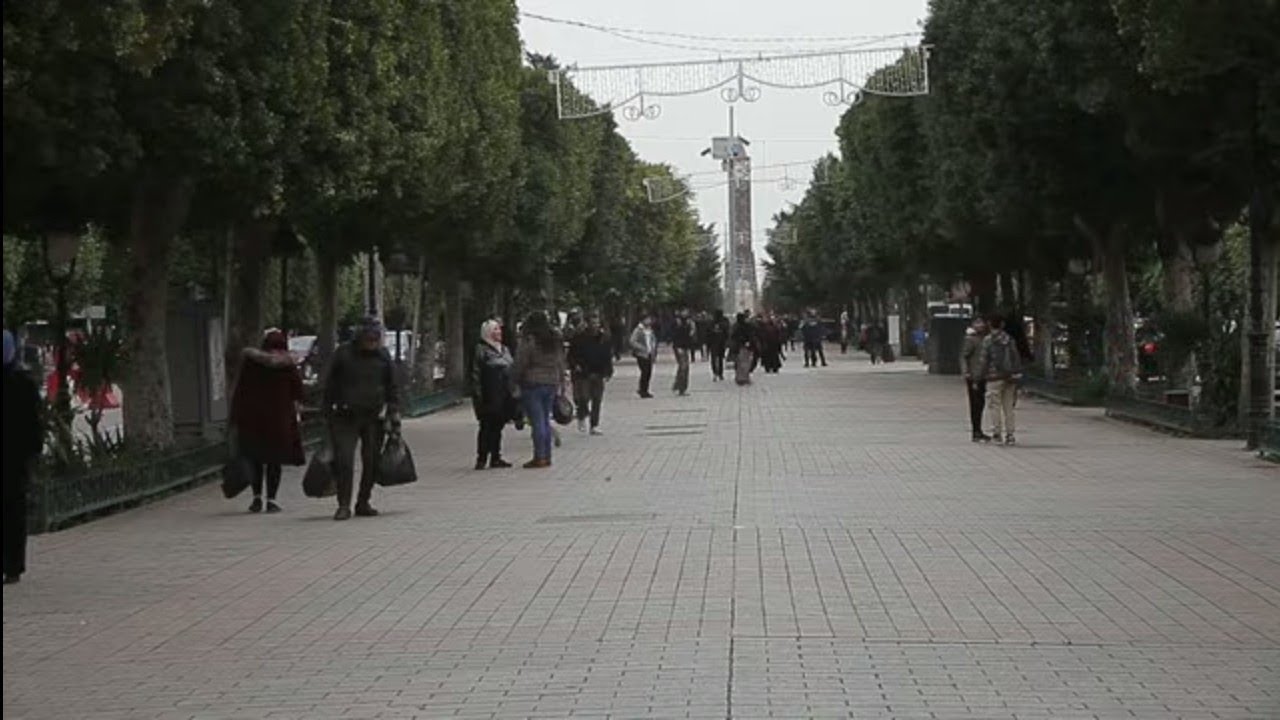 تصريحات صا_ دمة من مجموعة مواطنين بالخارج والداخل حول جملة من المشاغل المتعلقة بالساعه الراهن...