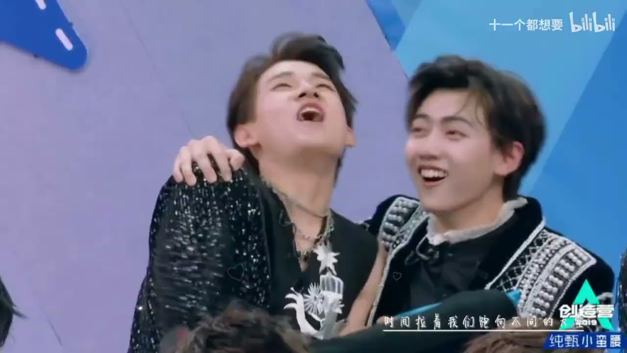 【R1SE】这可能就是粉丝一直不离不弃的原因吧！小朋友就是要抱抱啦！