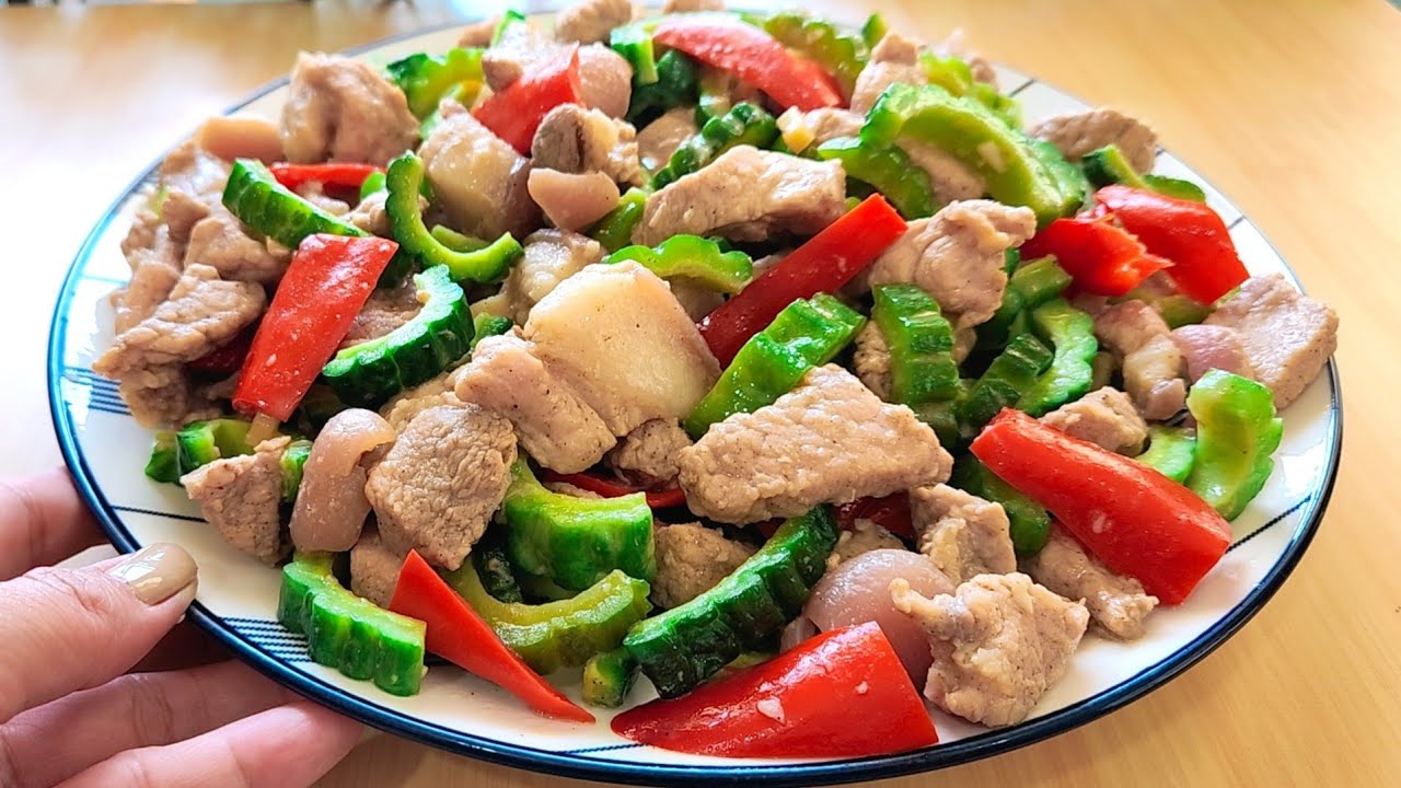 SARAP PALA ANG GANITONG LUTO SA BABOY AT AMPALAYA!! EXTRA RICE PLEASE 🙏 😋