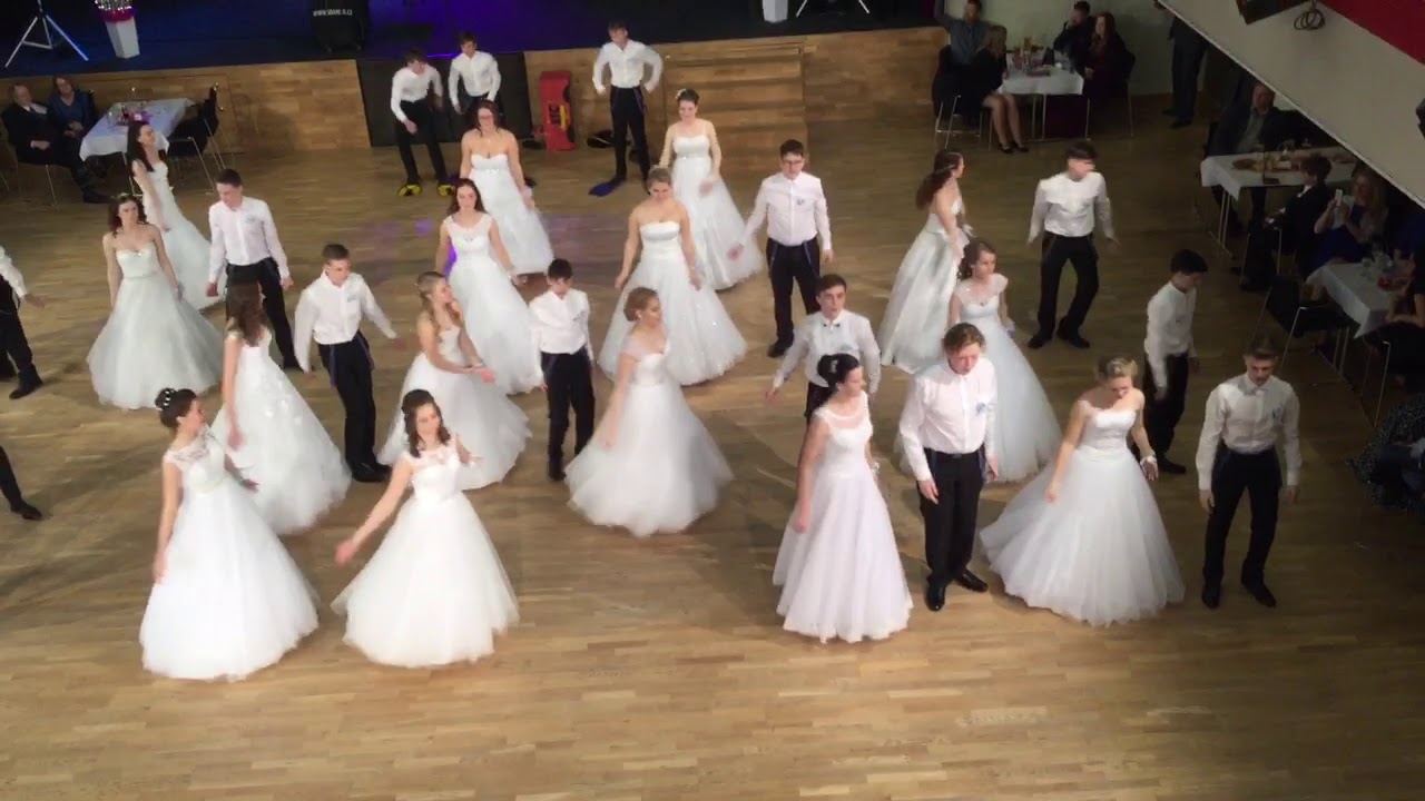 Netradiční poloneza - ZŠ Trávníky Otrokovice 2019