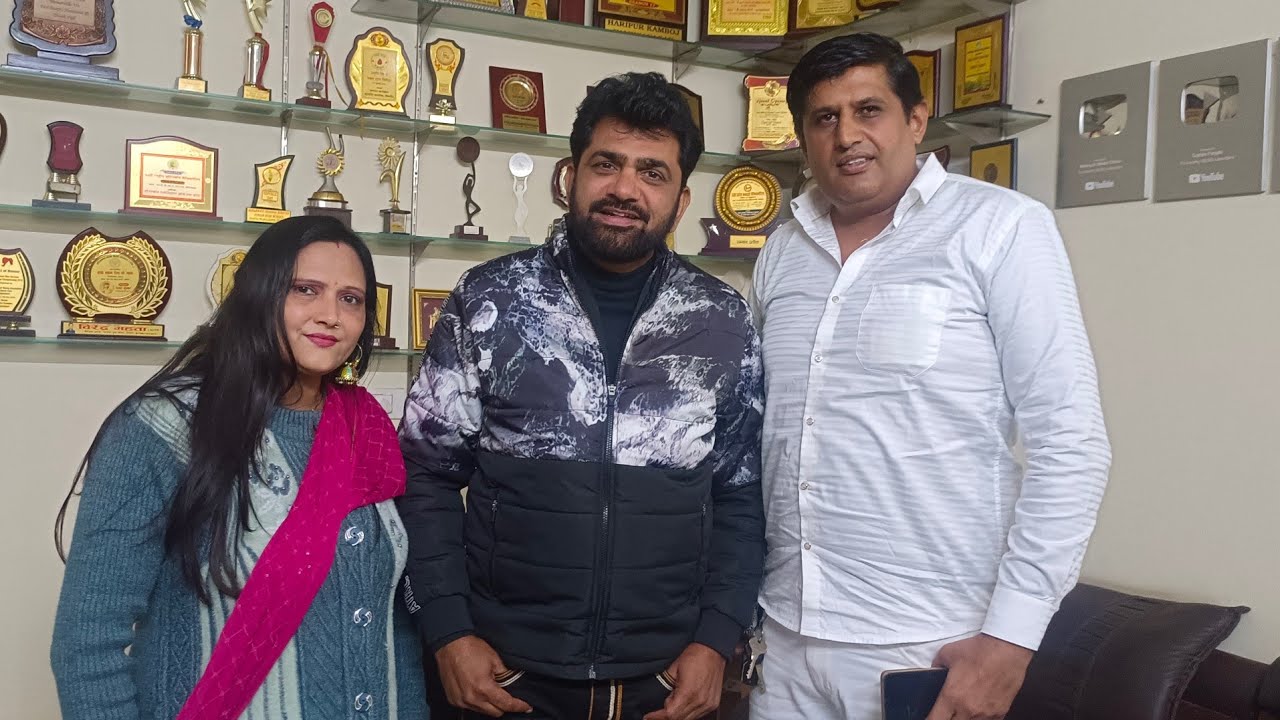Uttar Kumar & Sakshi Dalal metup New project ke sath milta ha New Vlog agya UP King uttar kumar