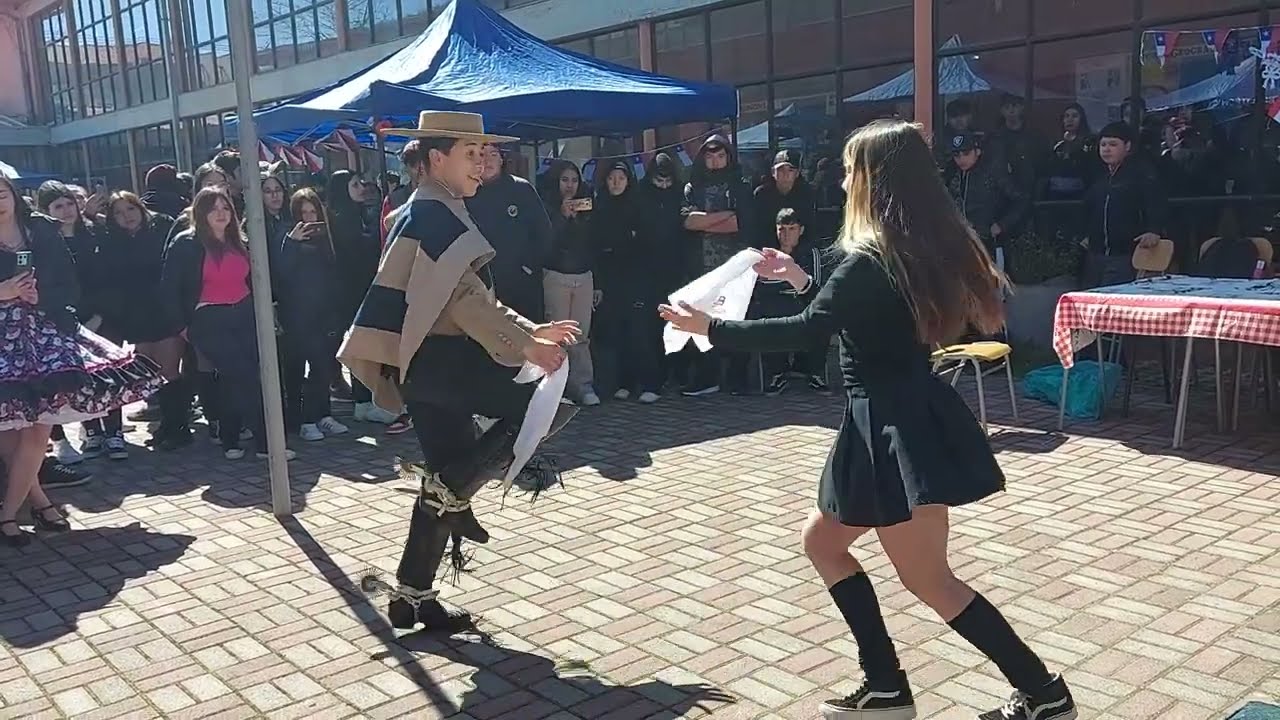 Pie de cueca alumnos en actividades de Fiestas Patrias - 12 sept. 2024