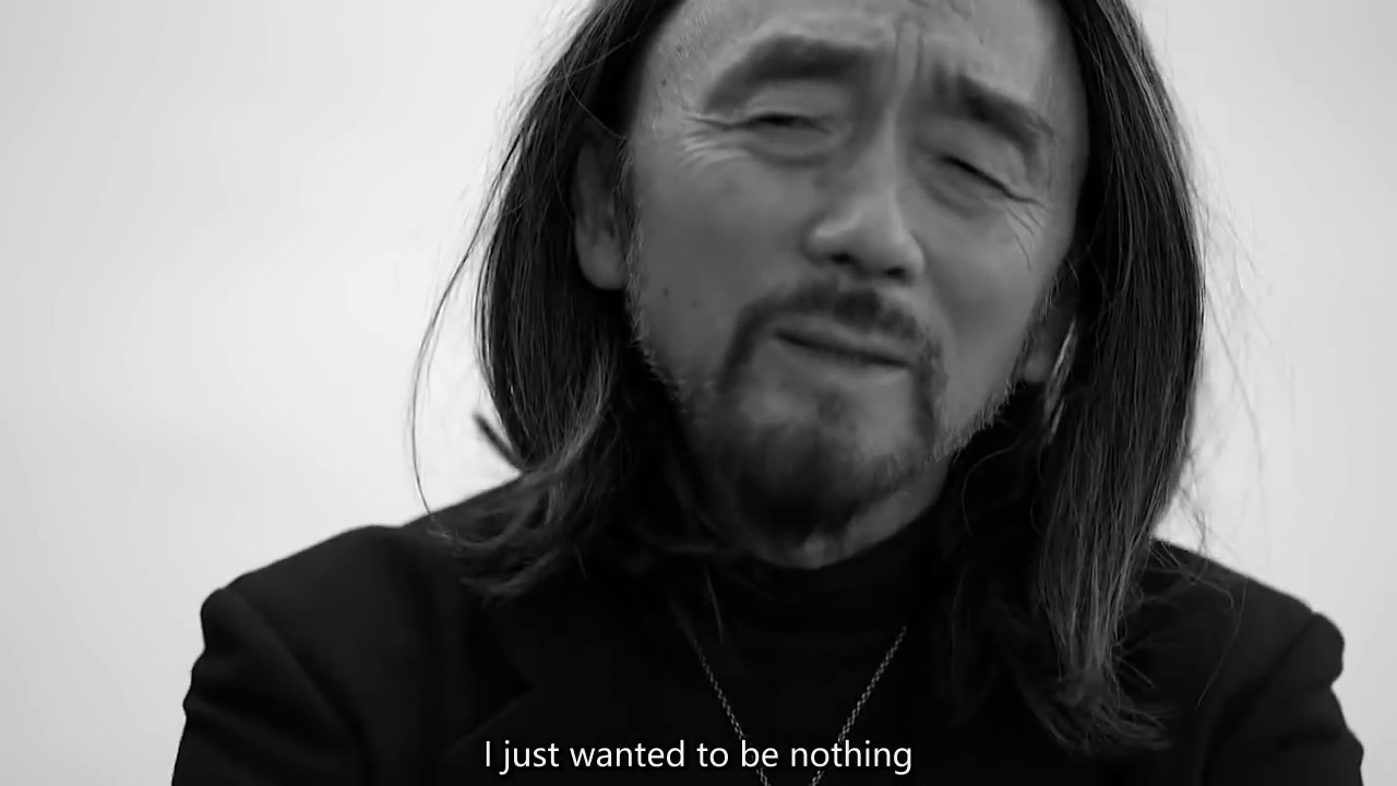【YohjiYamamoto】Girls should not be like  Barbie doll