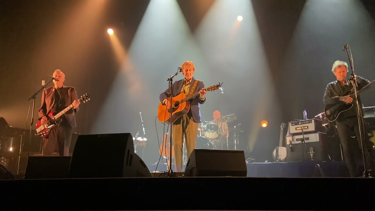 deLillos - Klokken er mye nå. Live