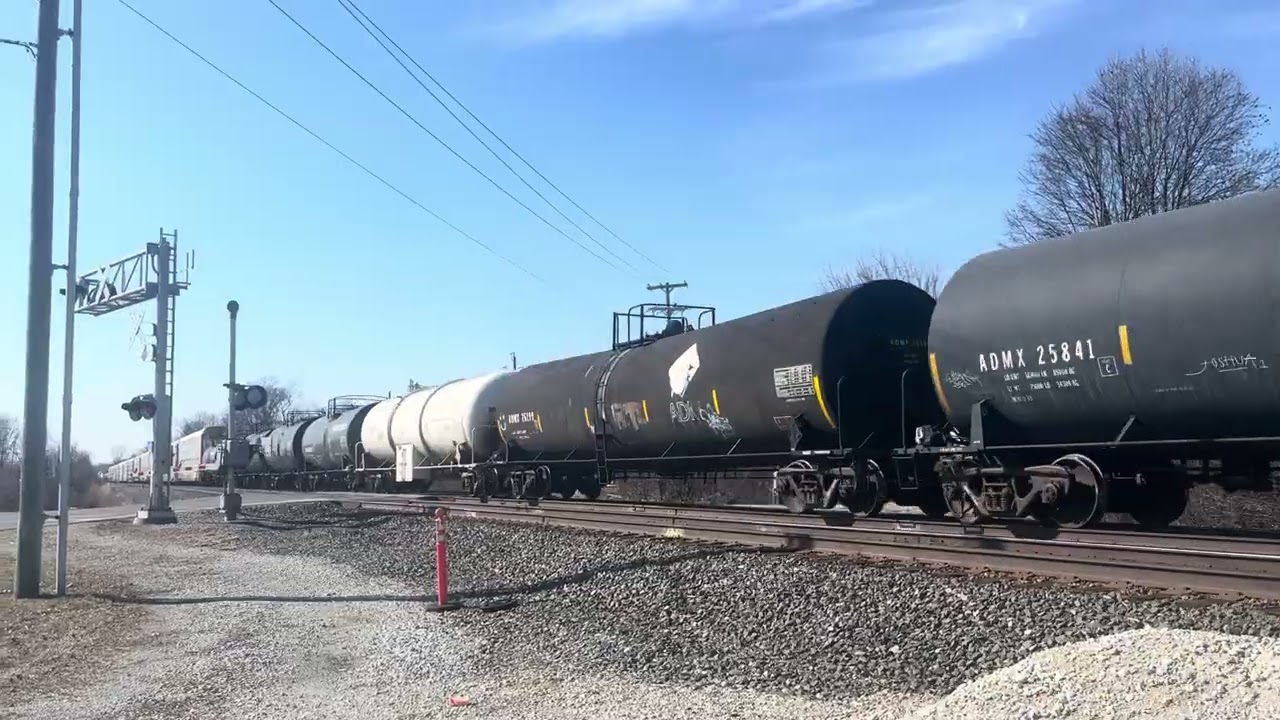 CSX M364 clears McCordsville Indiana 