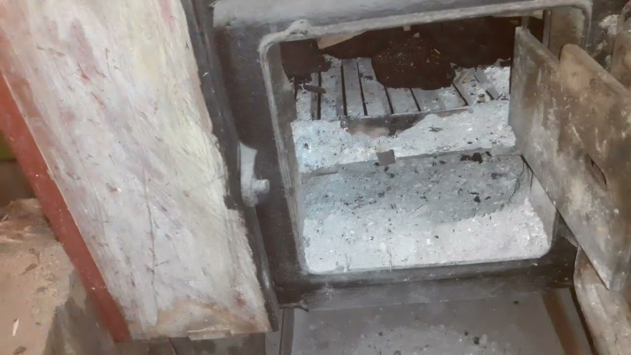 Vegyestüzelésű kazán begyújtás fával és szénnel #1