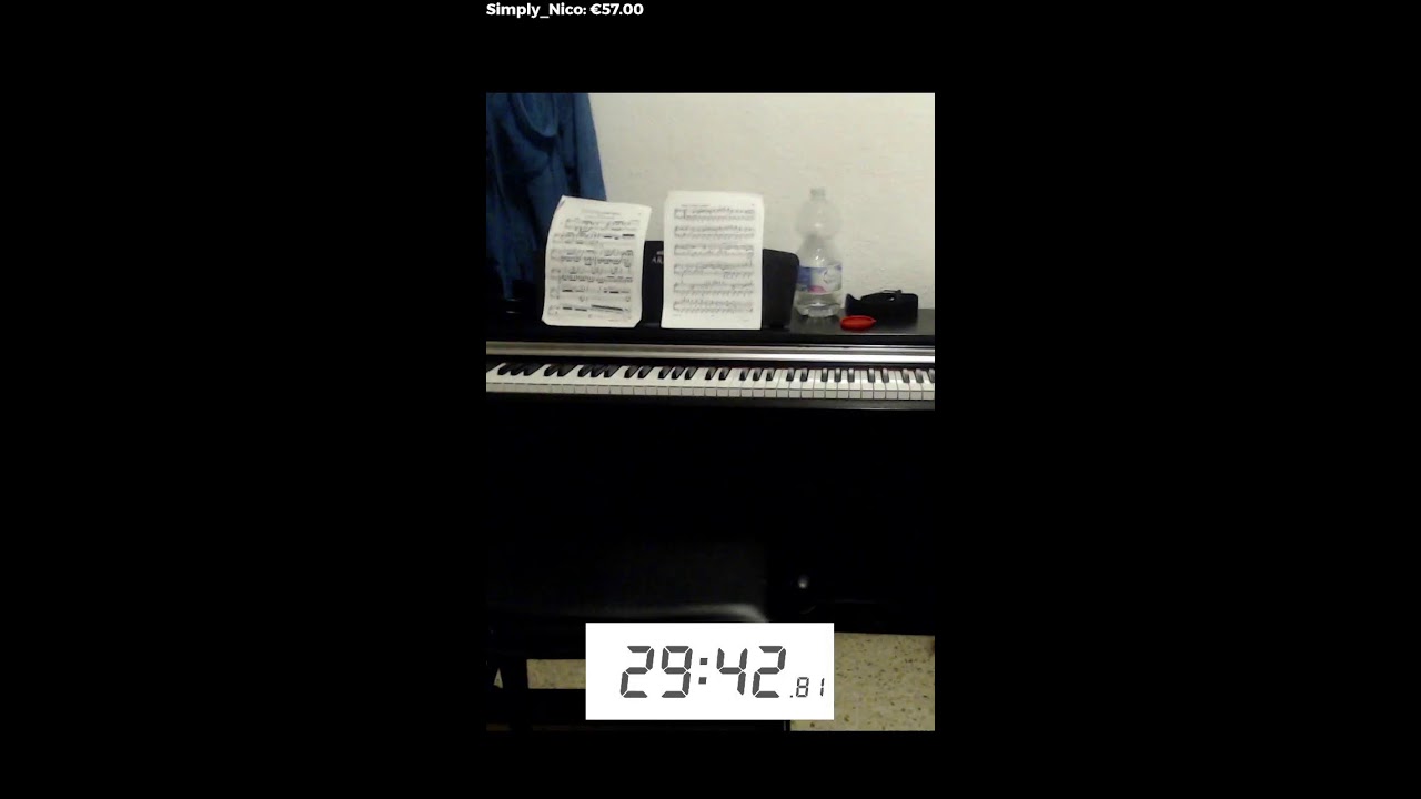 Tocando Piano en directo - Dia 1 Con esta sonata de bethoveen....