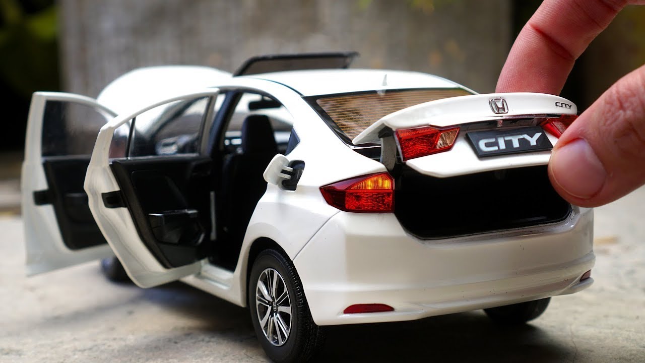 Unboxing of Honda City/Grace 