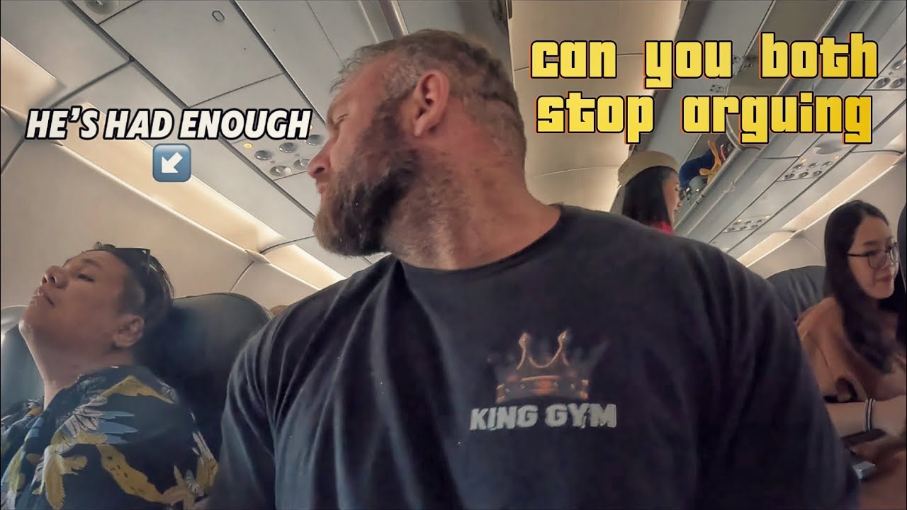 I ask two lads to stop arguing on a plane to Vietnam 🇻🇳