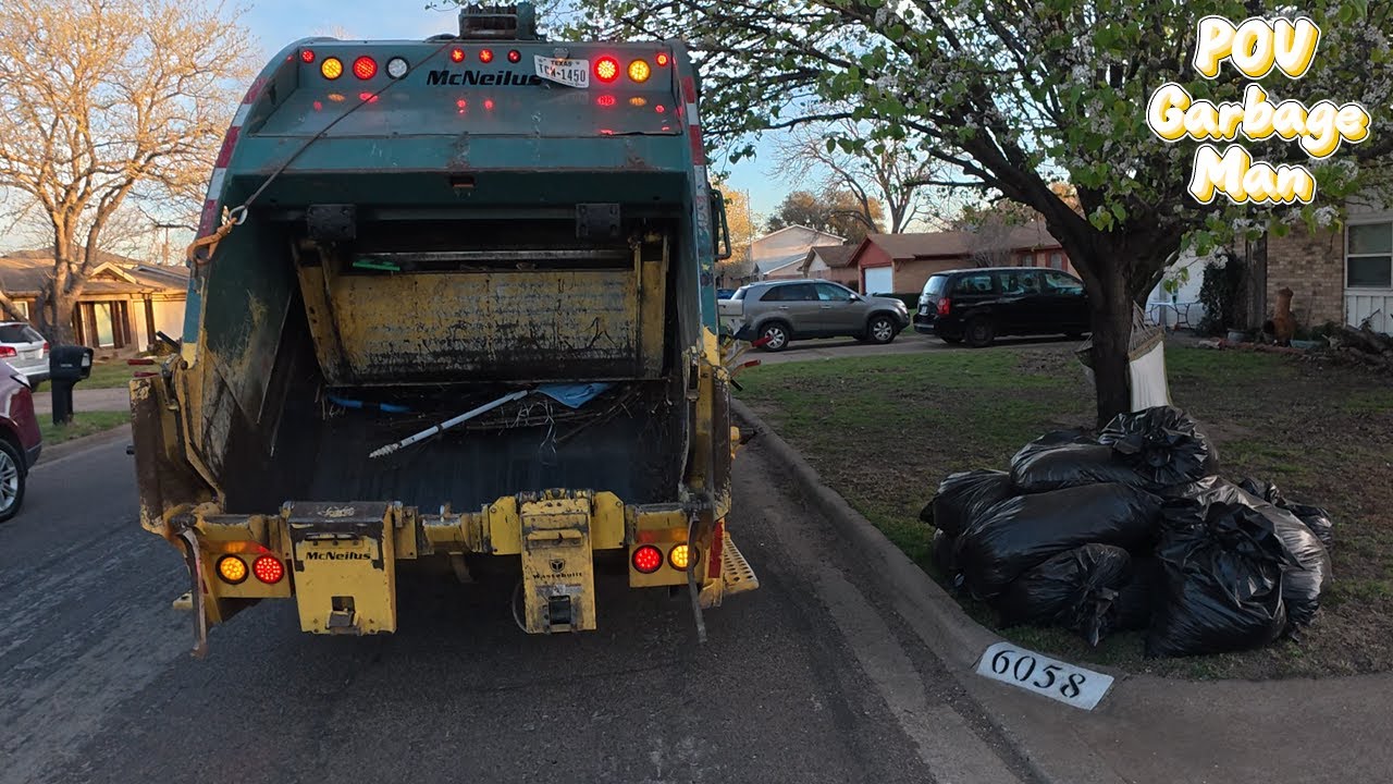 Bulky Trash Pickup Route | Rearloader Garbage Truck POV | 4K Full HD