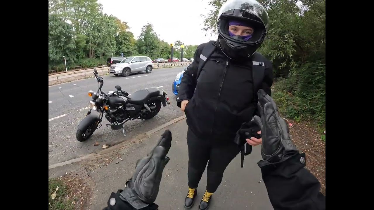 Keeway Superlight 125cc with pillion passenger