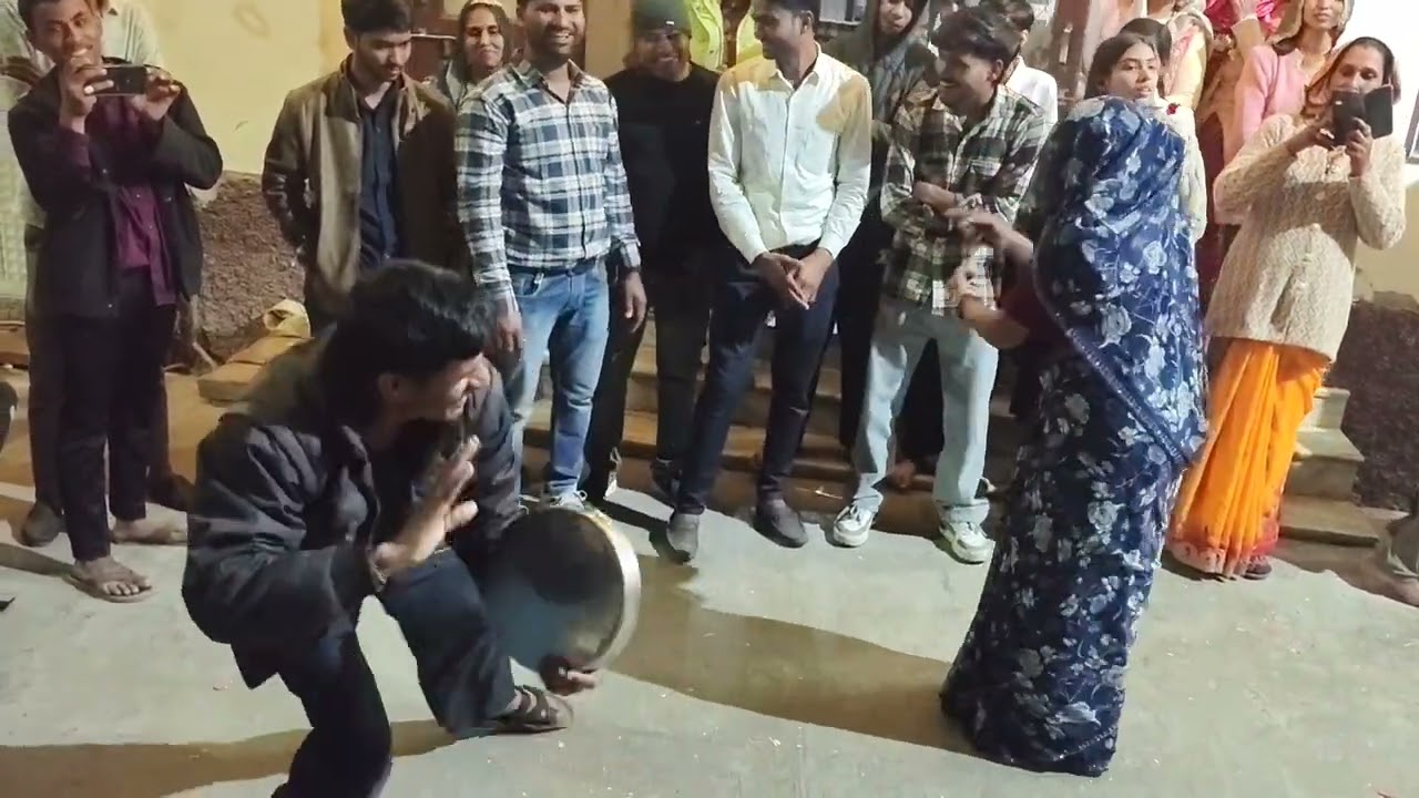 Dafli wale dafli bja dance 