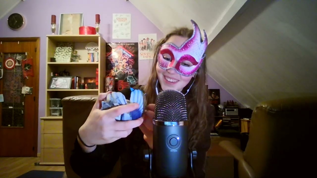 Asmr for weirdos like me  😝🤍