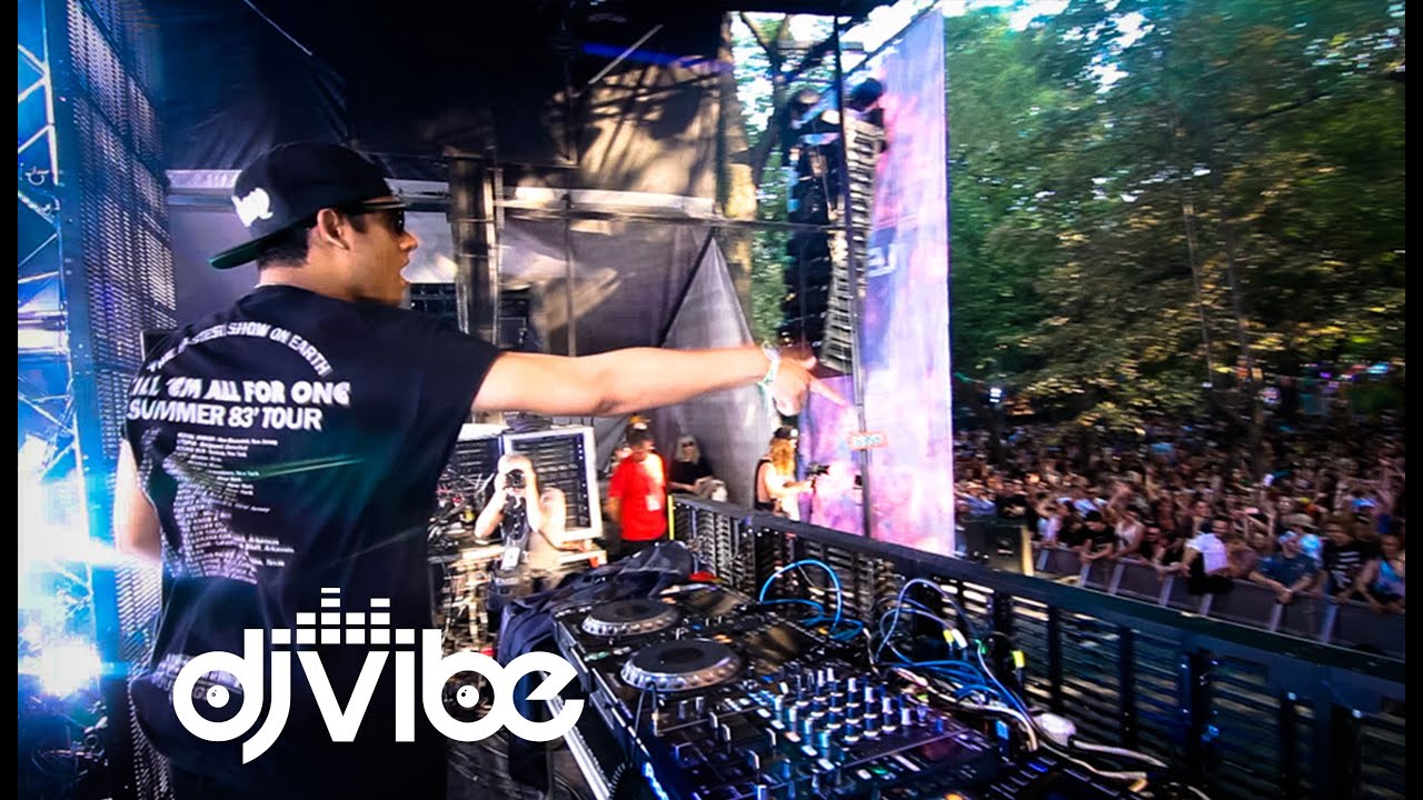 OOKAY GETS LIT @ ÎLESONIQ 2015