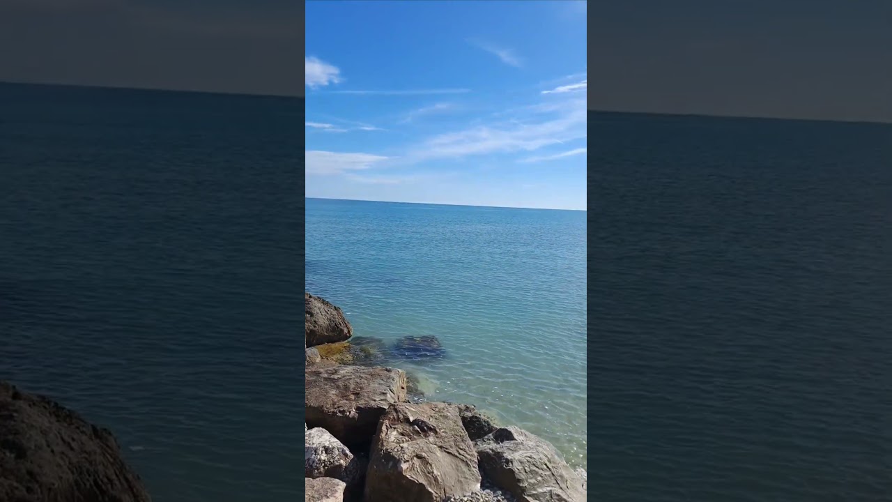 Il mare oggi a Roseto degli Abruzzi 13 ottobre 2024