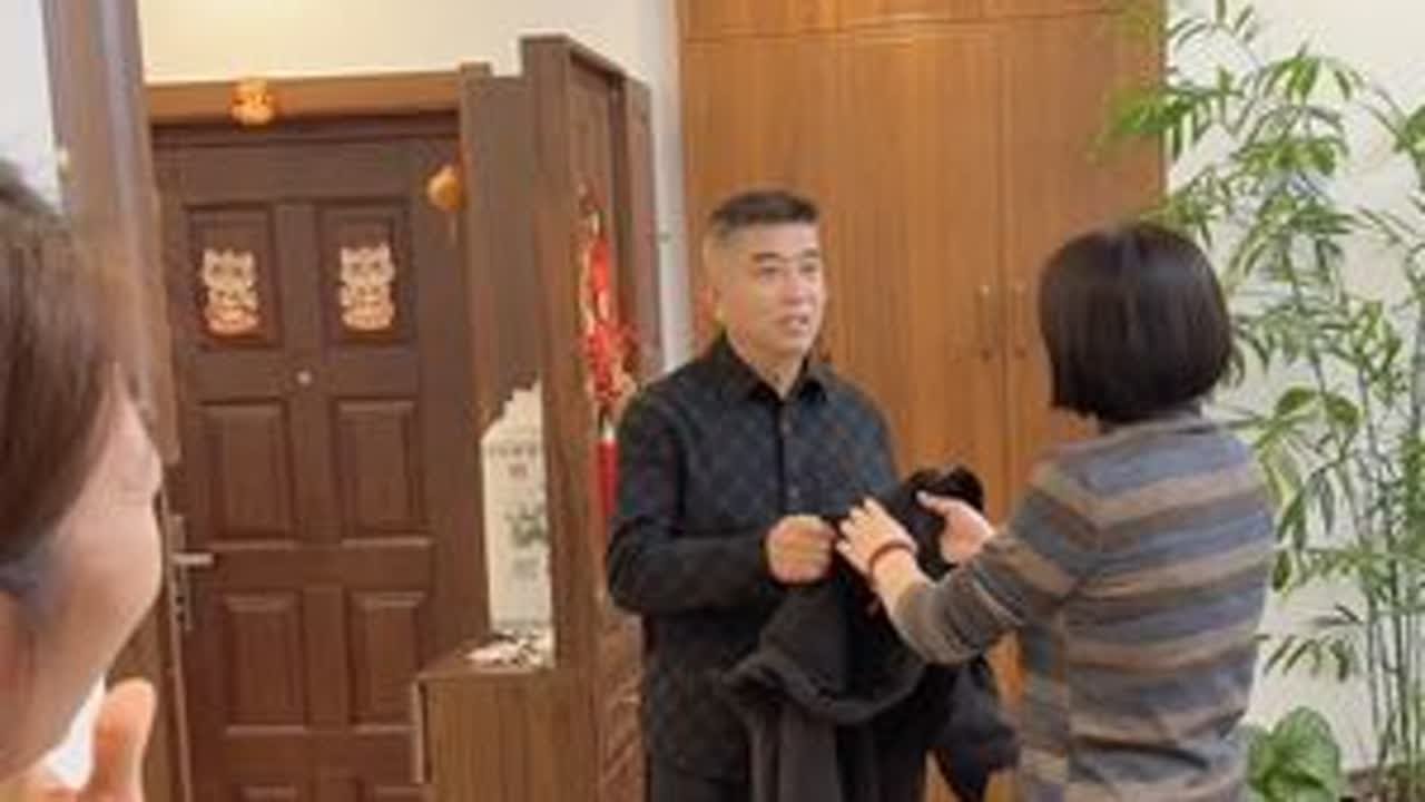 这款益生菌是国药集团升级版的，一共给我们三盒每盒20袋，一共有60袋，每天饭后吃就可以 #中年人 #元旦快乐 #家的温暖