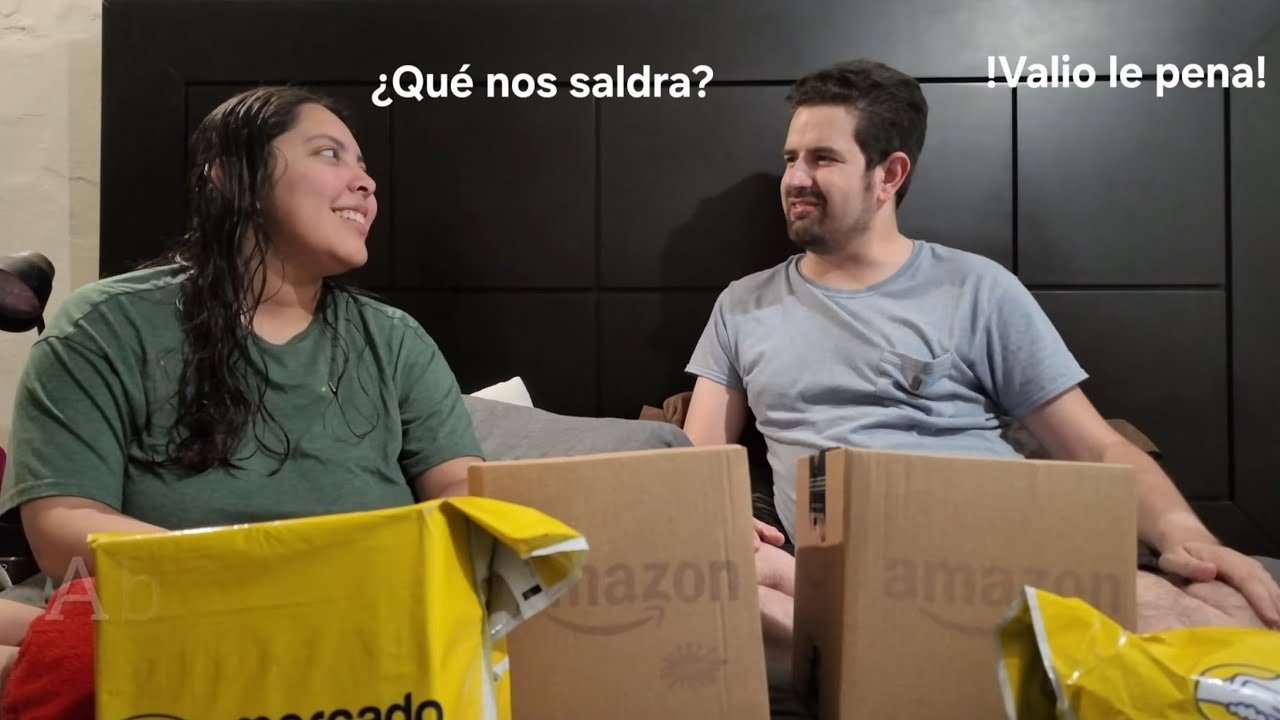 Abriendo paquetes misteriosos de Amazon y Mercado libre.