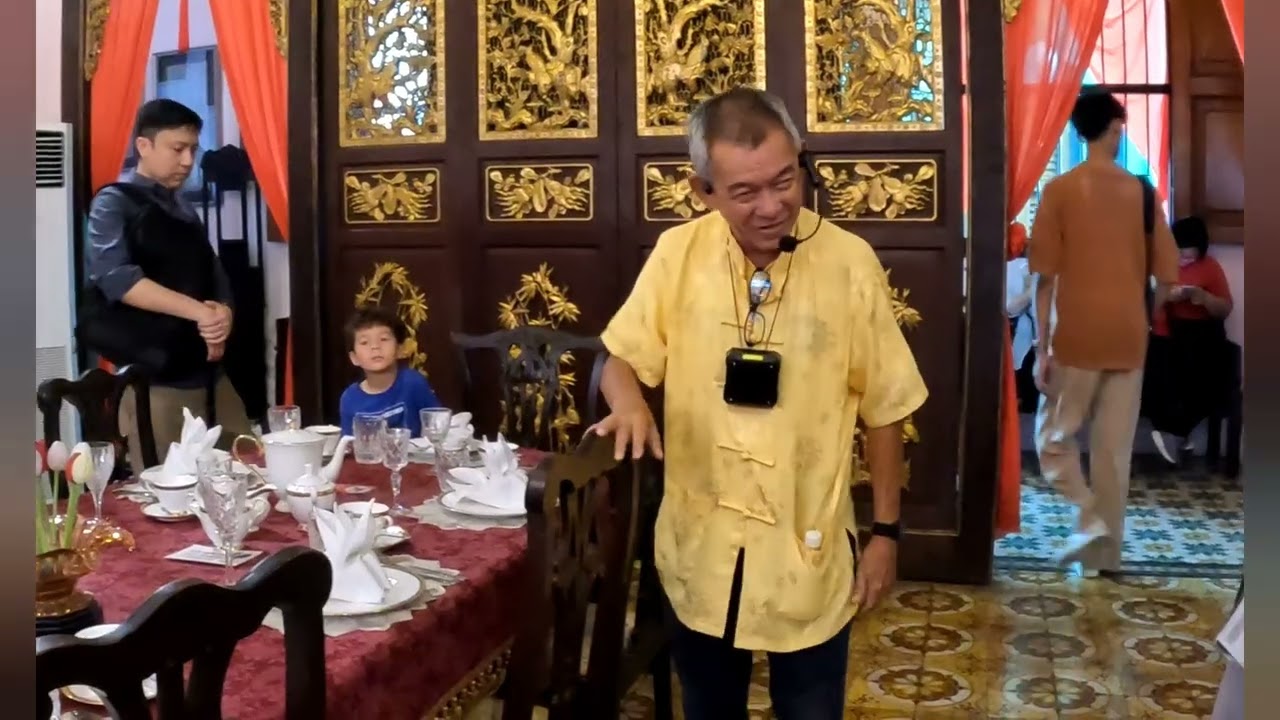 Uncle Stanley Brings History to Life at Penang Peranakan Mansion