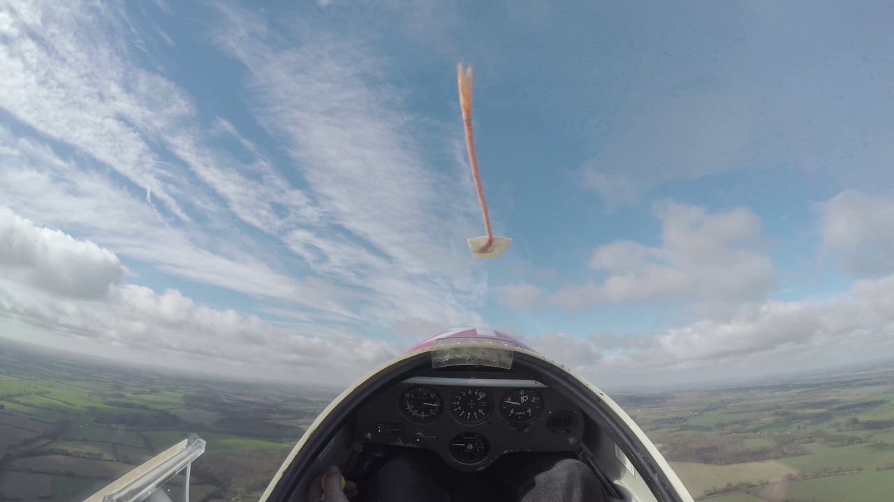 Gliding - Learning to fly - Flight 011 - First winch launch