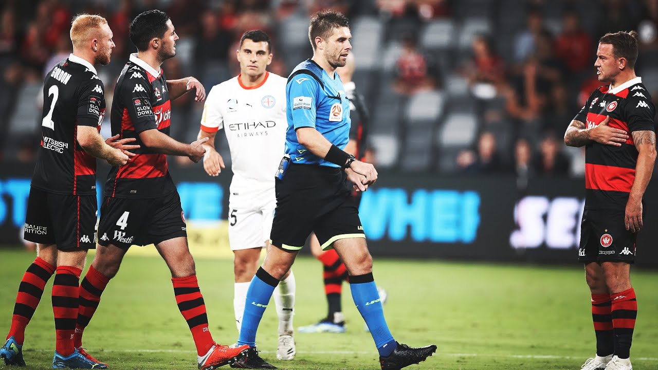 Hear how a referee and the VAR communicate to award a crucial penalty
