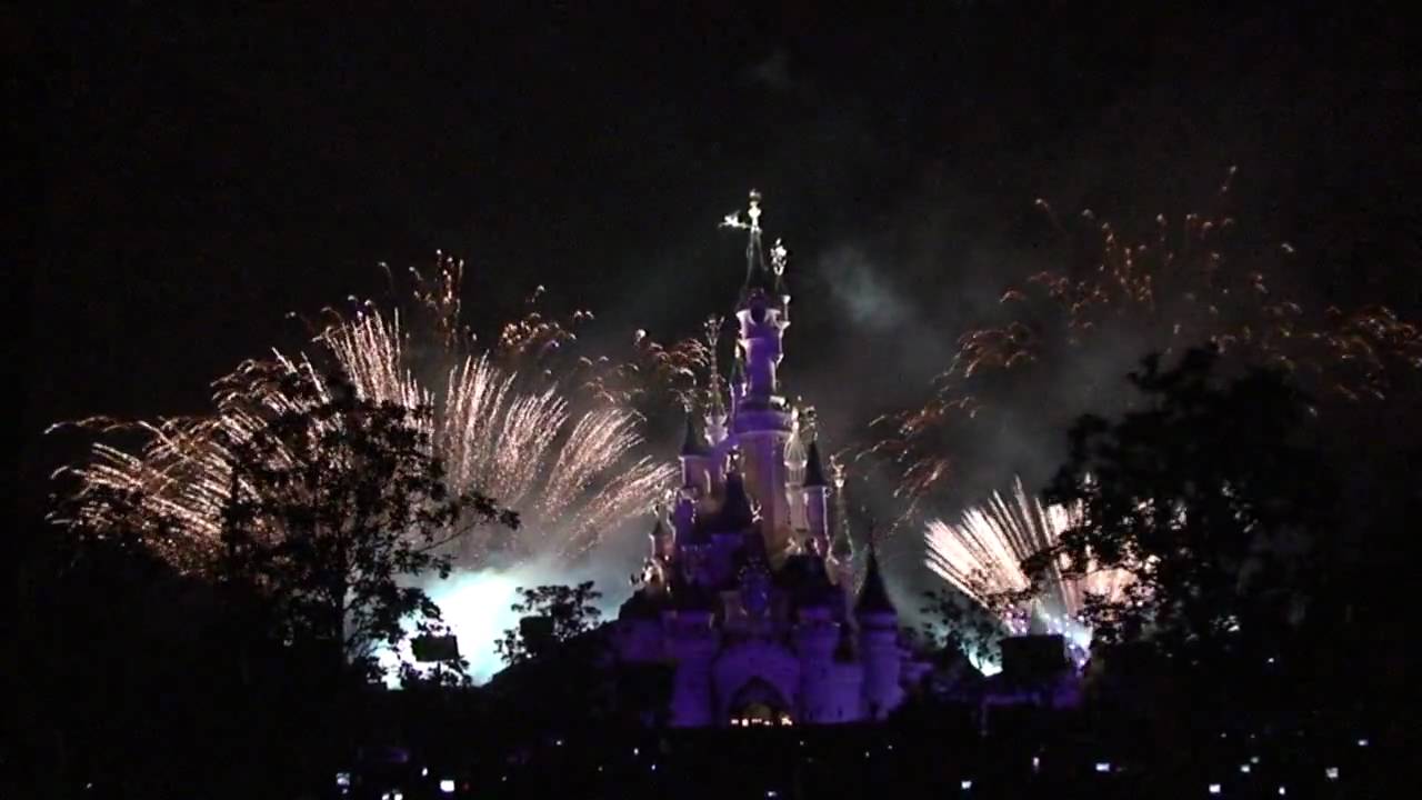 HD Enchanted Fireworks with Mickey - Disneyland Paris 2008