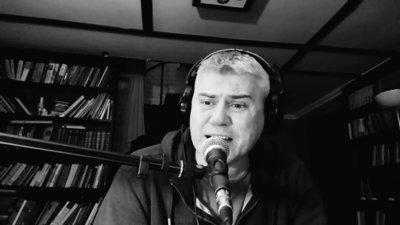 Песня влюблённого милиционера, она же - 